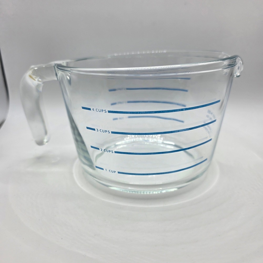 Pyrex 4 Cup Glass Measuring Cup 1 Quart Clear with Blue Markings Handle Spout
